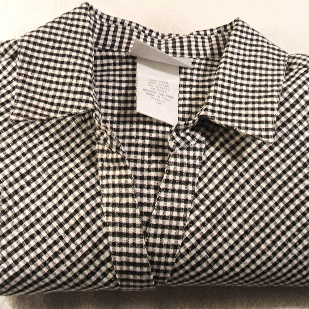 BLAIR WOMAN’S OXFORD STYLE JACKET/BLOUSE  BLACK CHECK  SIZE LG
